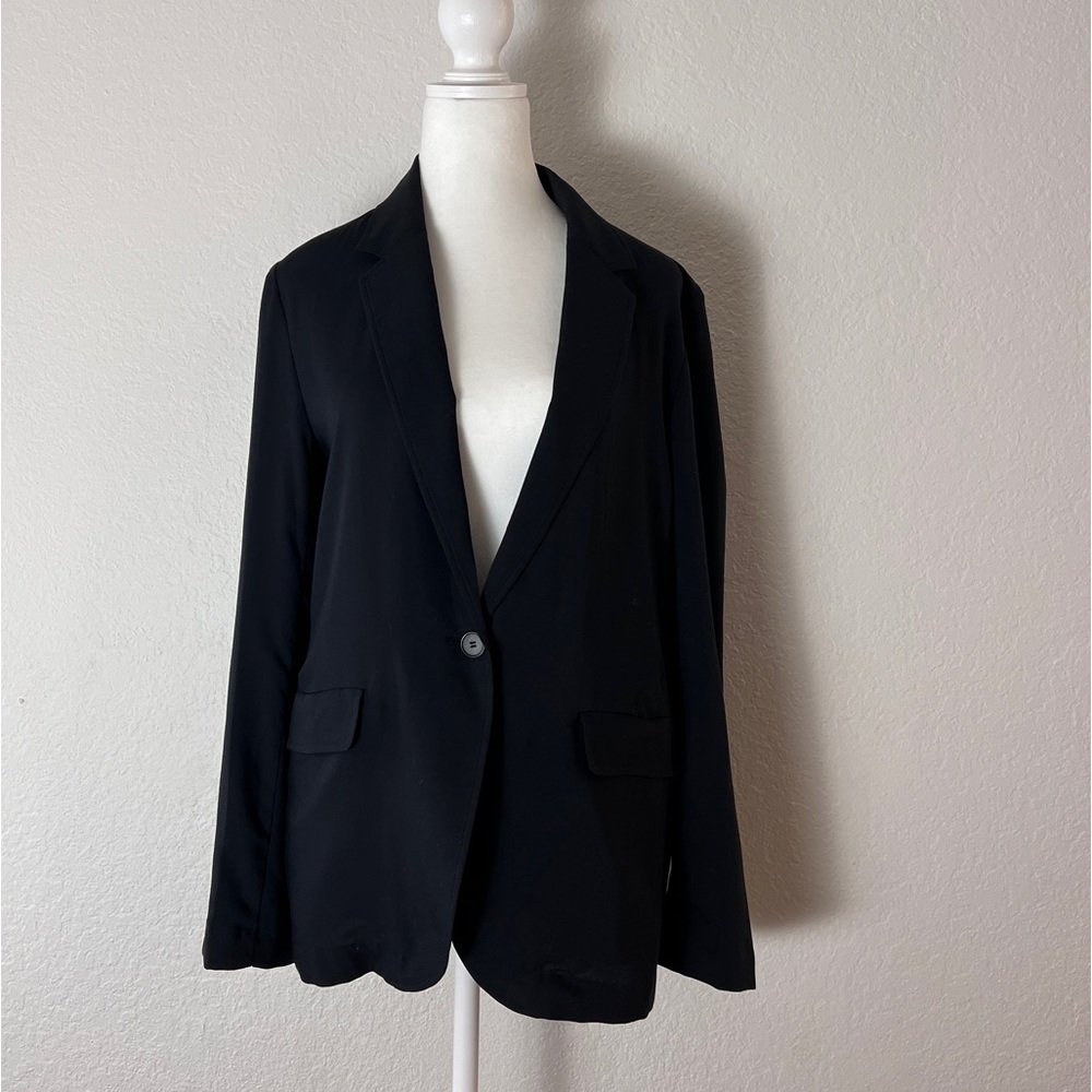 Uniqlo light oversized protection blazer UV